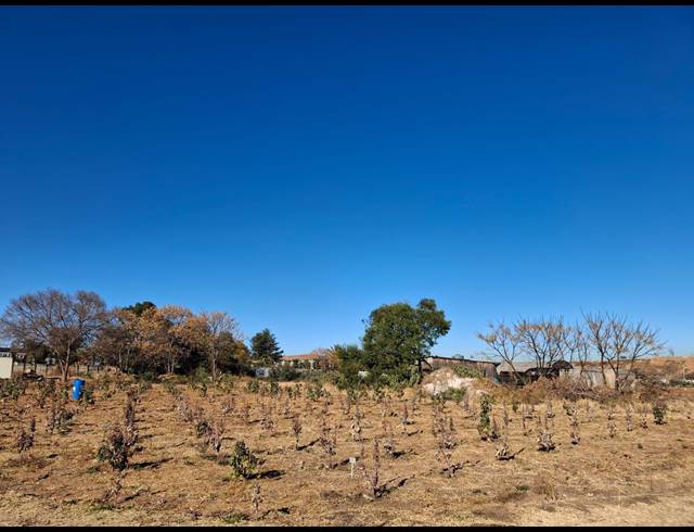 18,454M² VACANT LAND FOR SALE IN LINBRO PARK